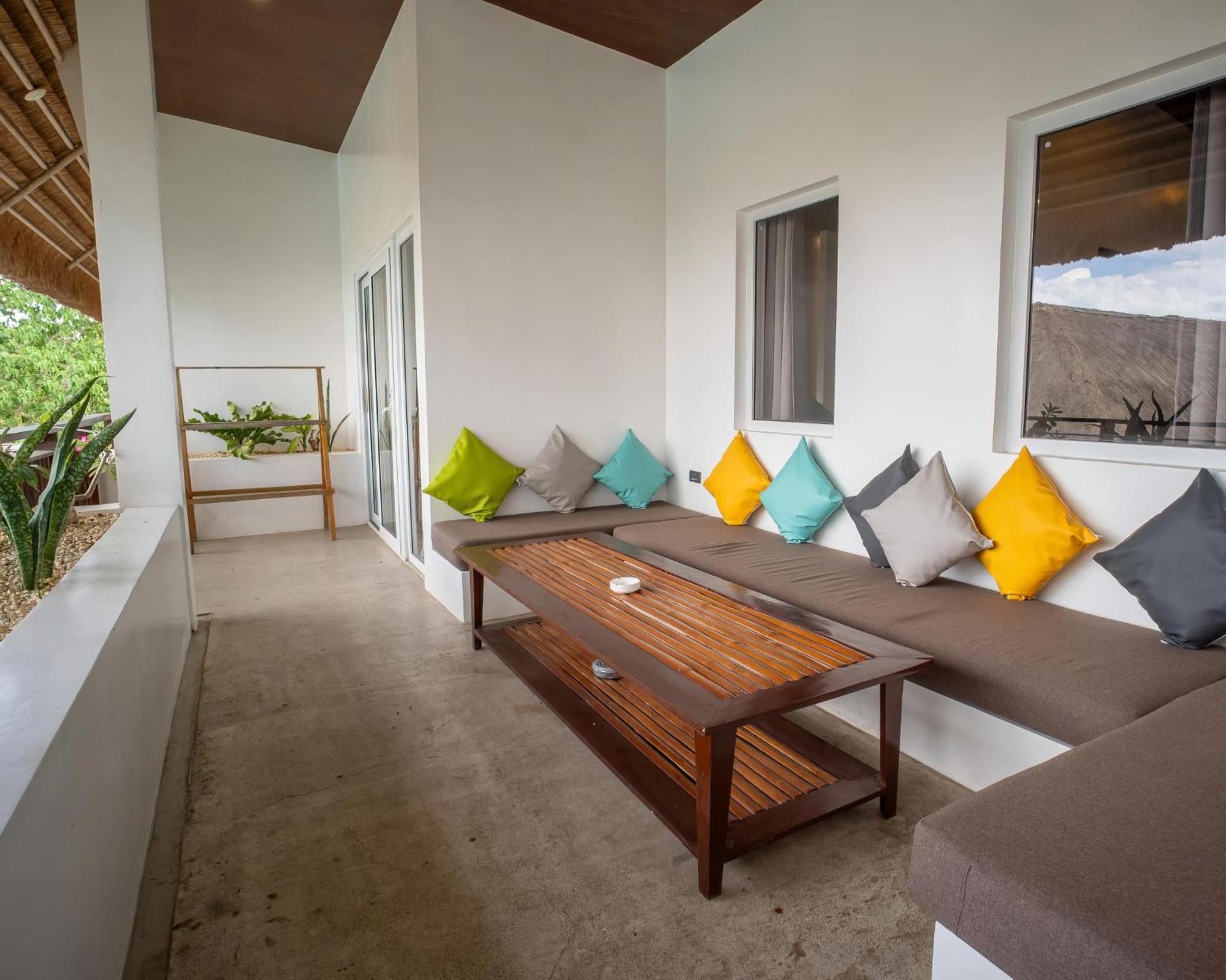 Amihan Resort 4*